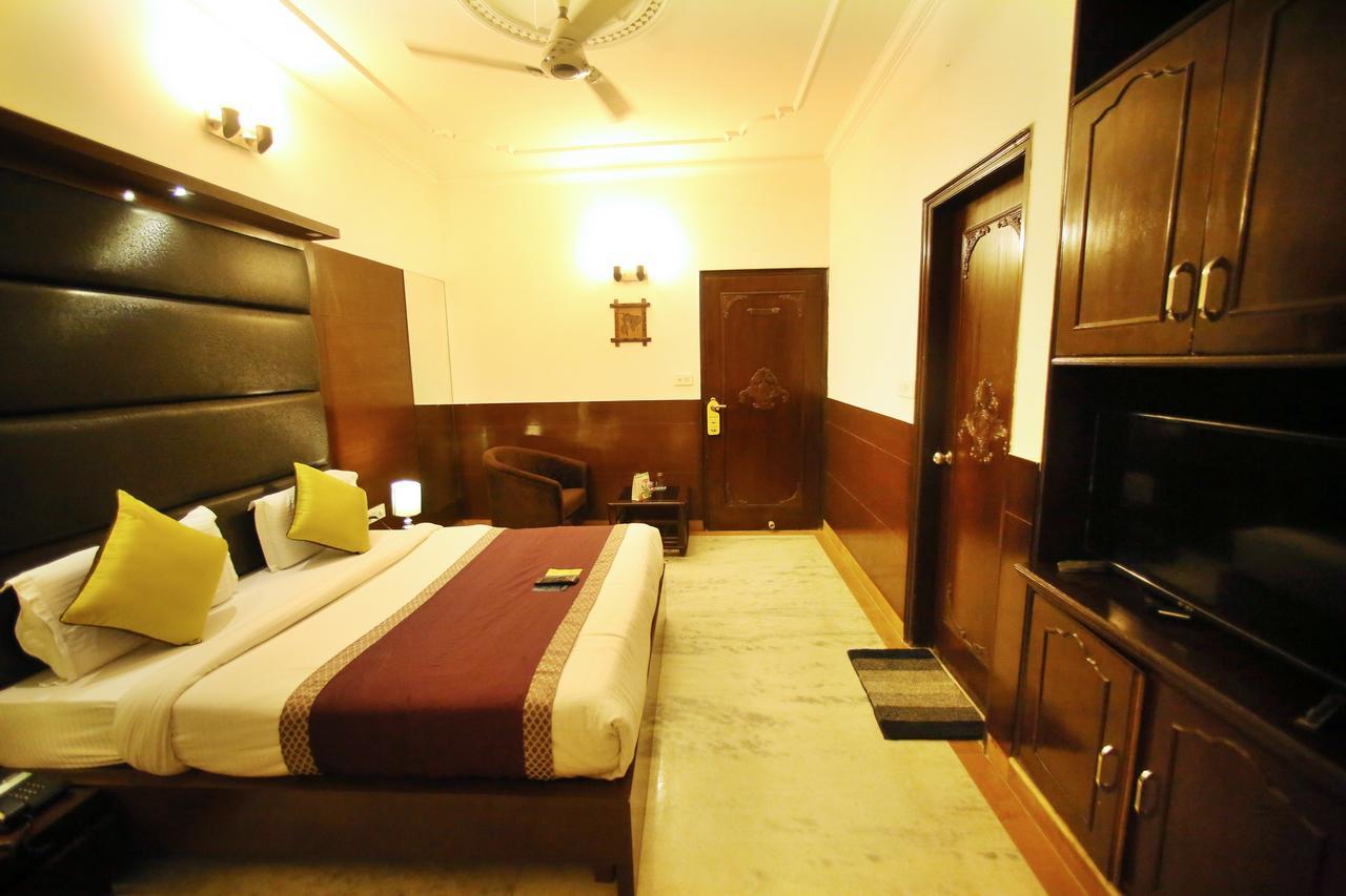 Hotel Aero Star Near Delhi Airport Nova Deli Exterior foto